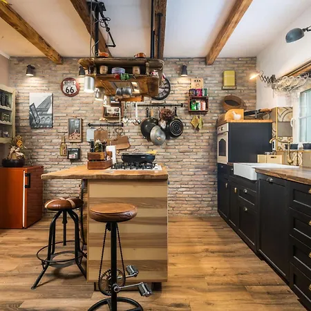 Rustic Cozy House Pupy Mit Private Pool Und Kino By Interhome 度假居 Marčana