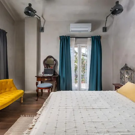 Rustic Cozy House Pupy Mit Private Pool Und Kino By Interhome 度假居