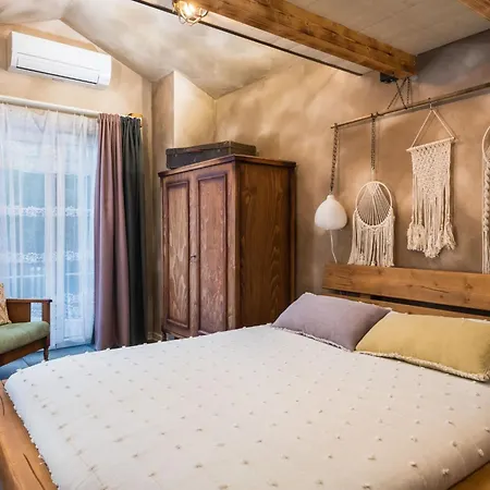 Rustic Cozy House Pupy Mit Private Pool Und Kino By Interhome 度假居