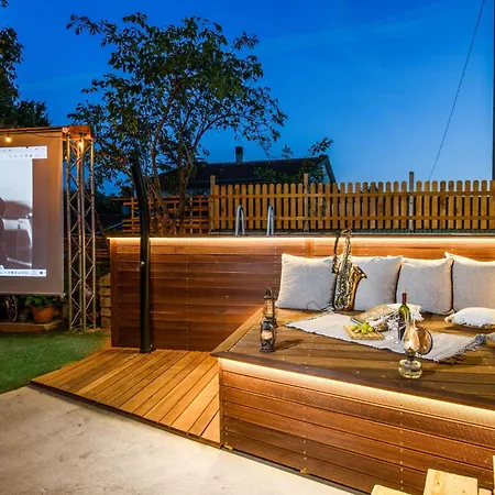 Rustic Cozy House Pupy Mit Private Pool Und Kino By Interhome Marčana